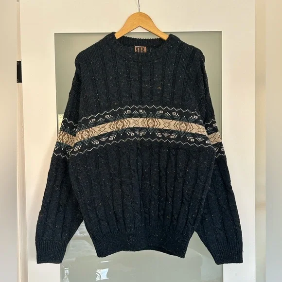 Vintage Dark Blue Crewneck Grandpa Sweater with Pattern - 10% Silk - Oversized L - Picture 2 of 5